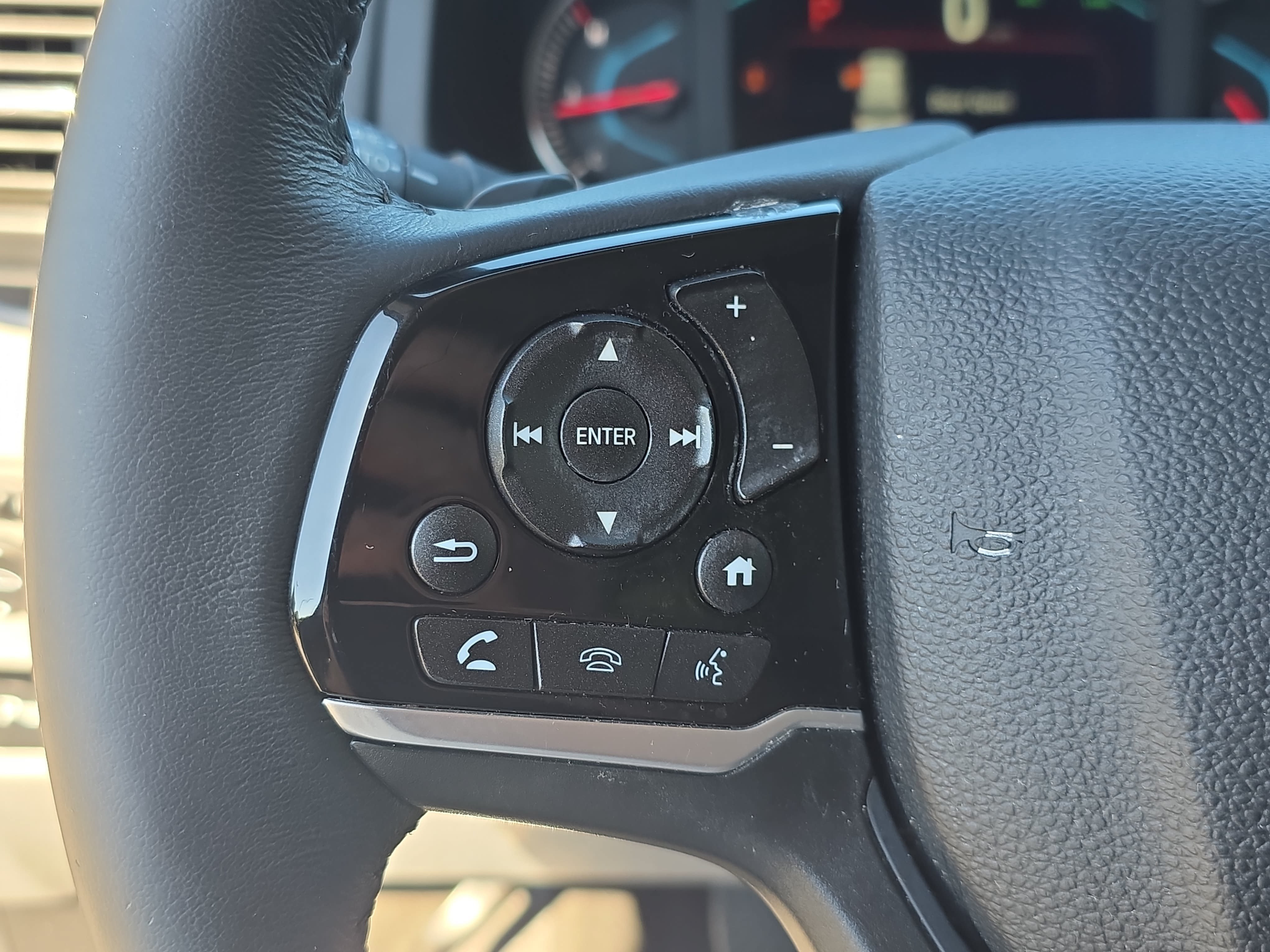 Used 2019 Honda Pilot Touring image 15