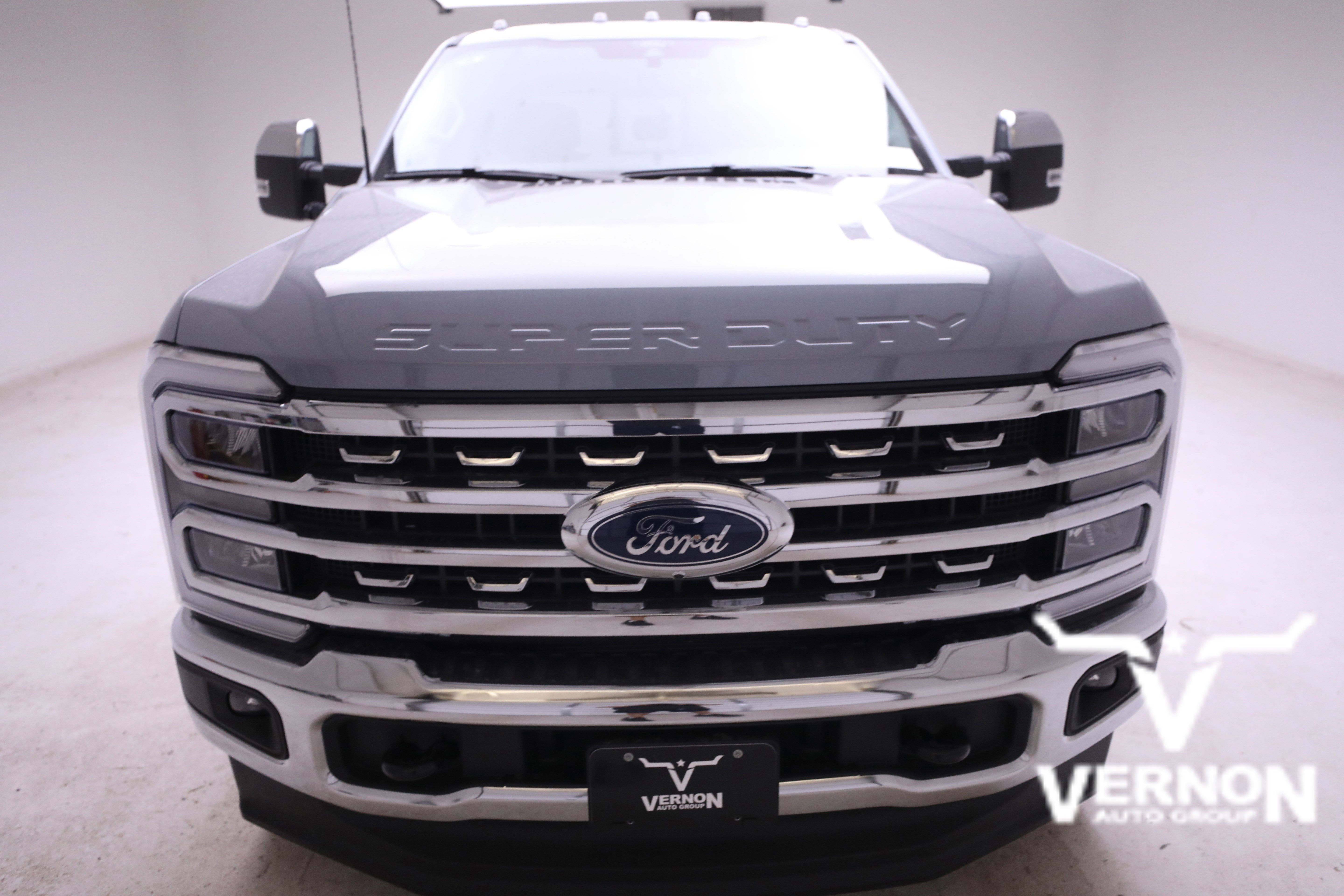 New 2026 Ford F250 Lariat w/ Chrome Package image 8