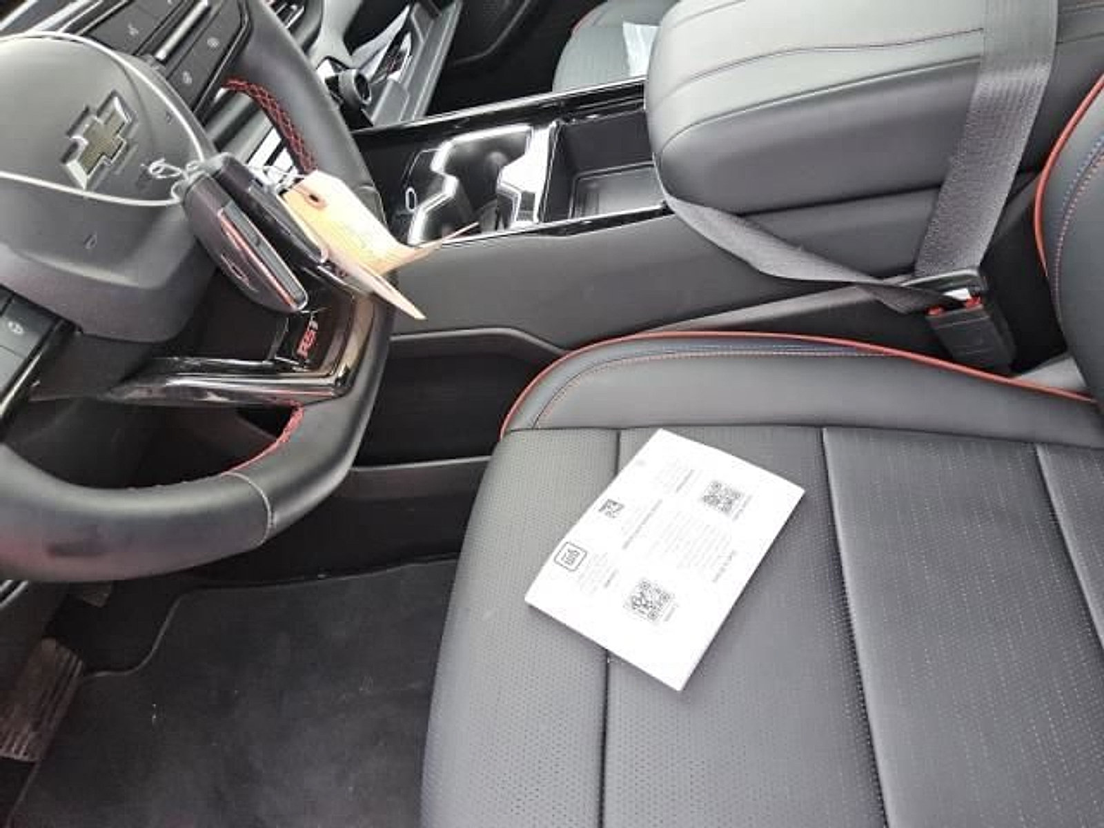 Certified 2025 Chevrolet Silverado EV RST AWD/4WD image 13