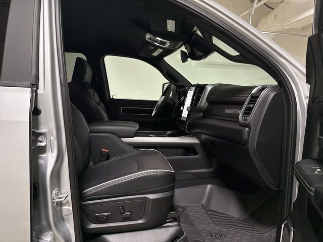 New 2026 RAM 2500 Laramie AWD/4WD image 22