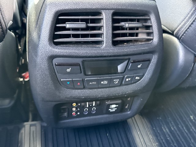 Used 2016 Honda Pilot Elite image 22