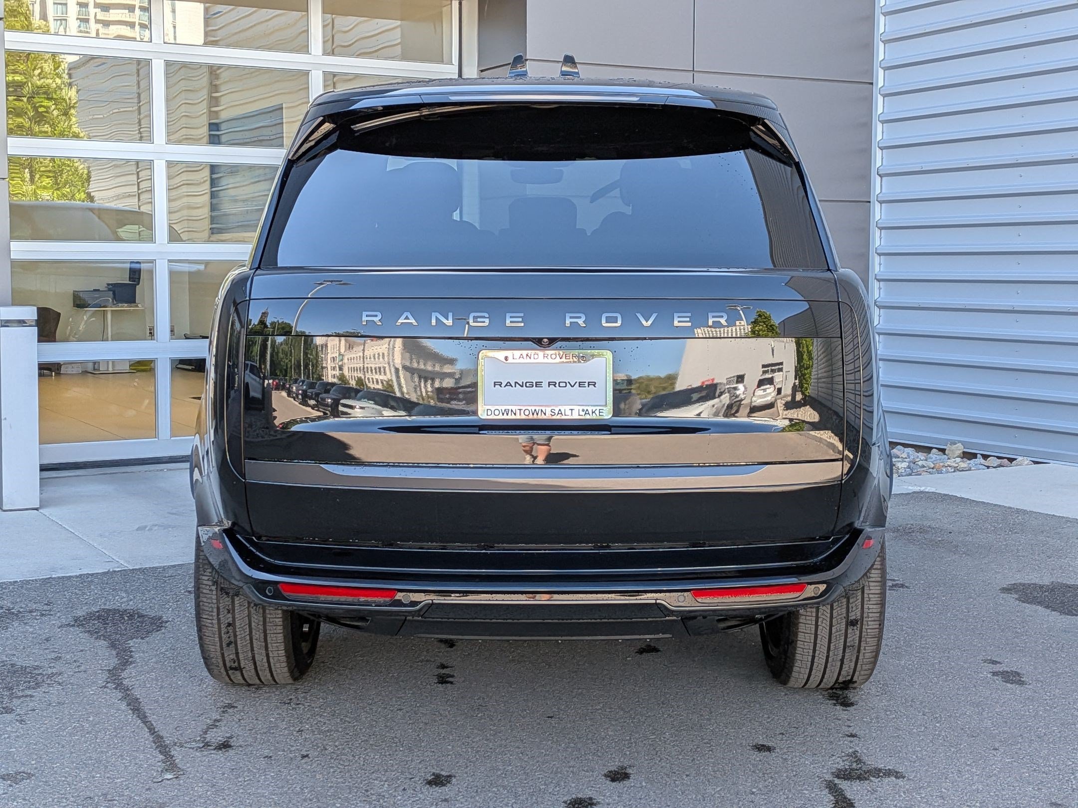 New 2026 Land Rover Range Rover SE AWD/4WD image 6