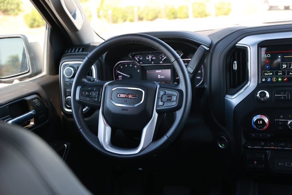 Used 2022 GMC Sierra 1500 SLT w/ SLT Premium Package AWD/4WD image 31