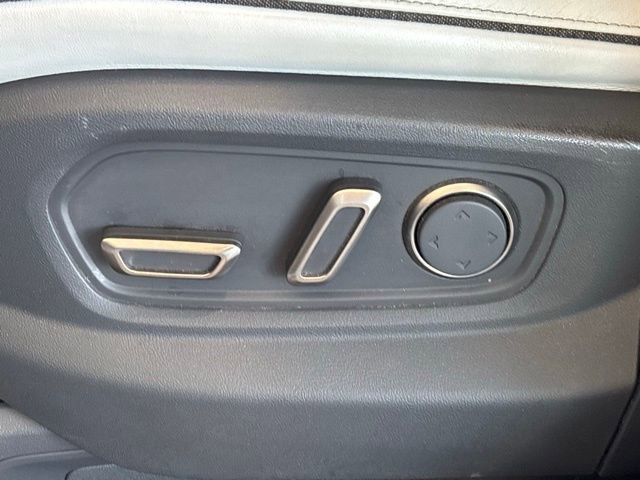 Used 2022 Rivian R1T Adventure image 42