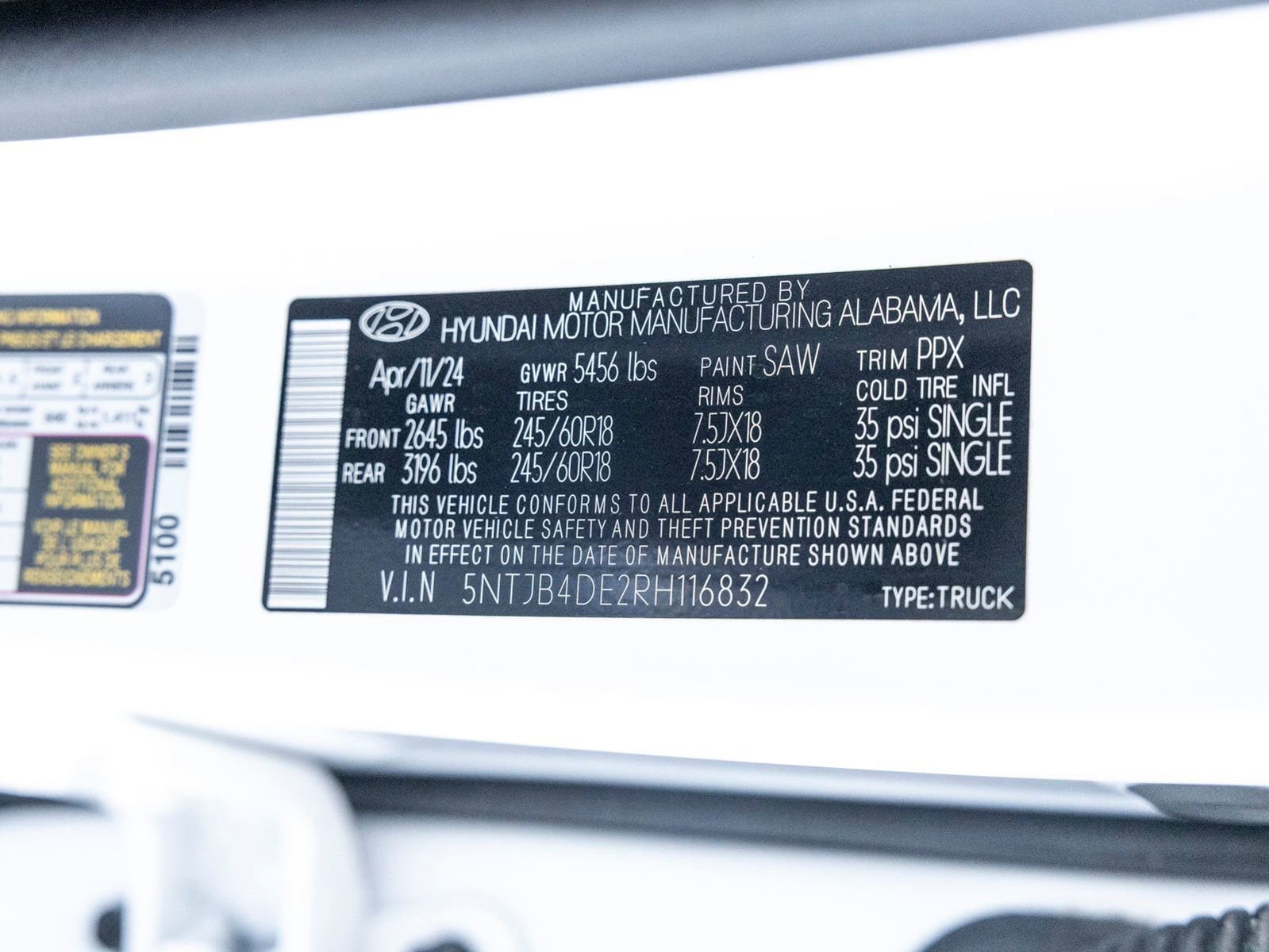 Used 2024 Hyundai Santa Cruz SEL image 32