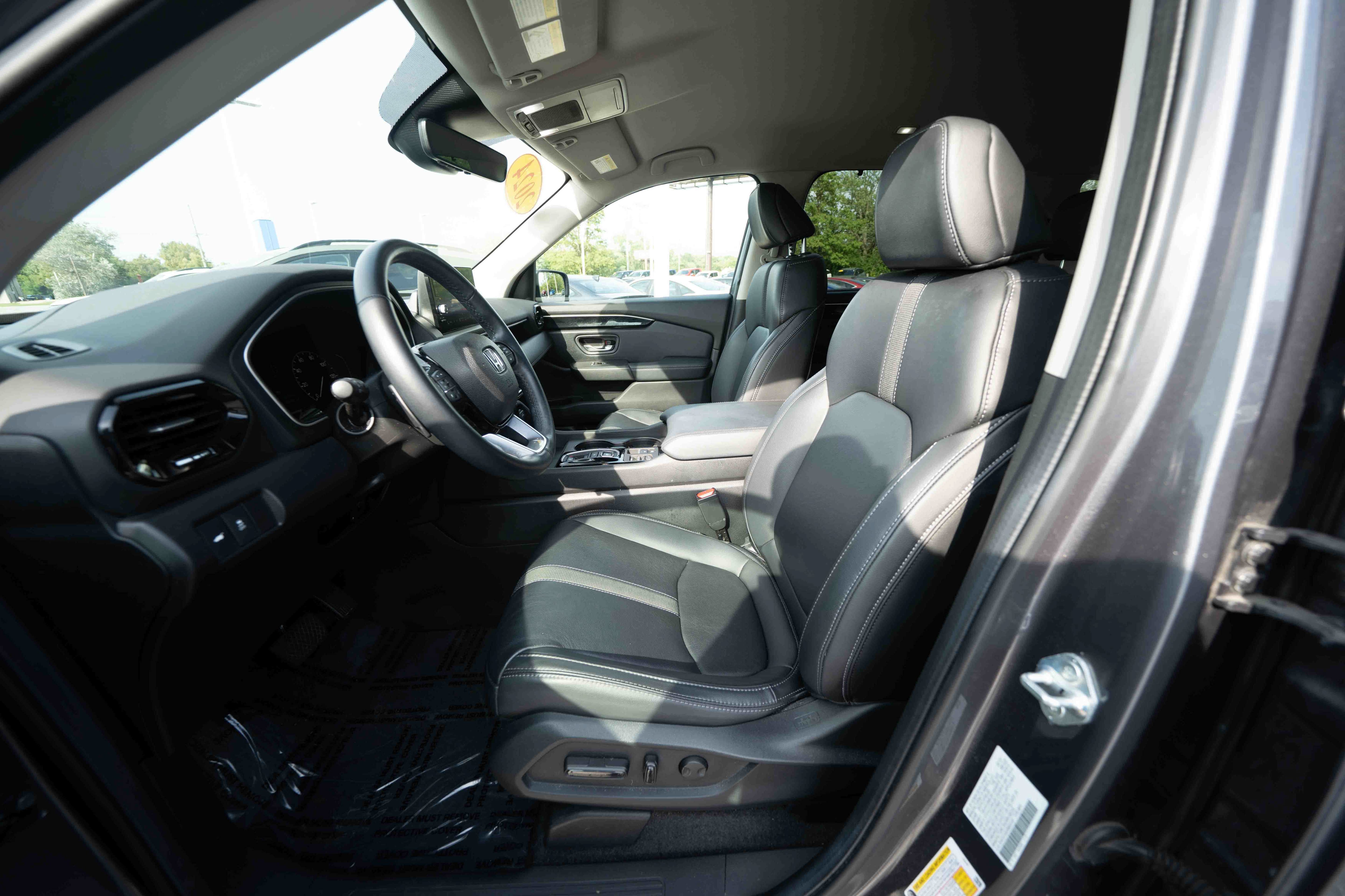 Certified 2024 Honda Pilot EX-L image 9