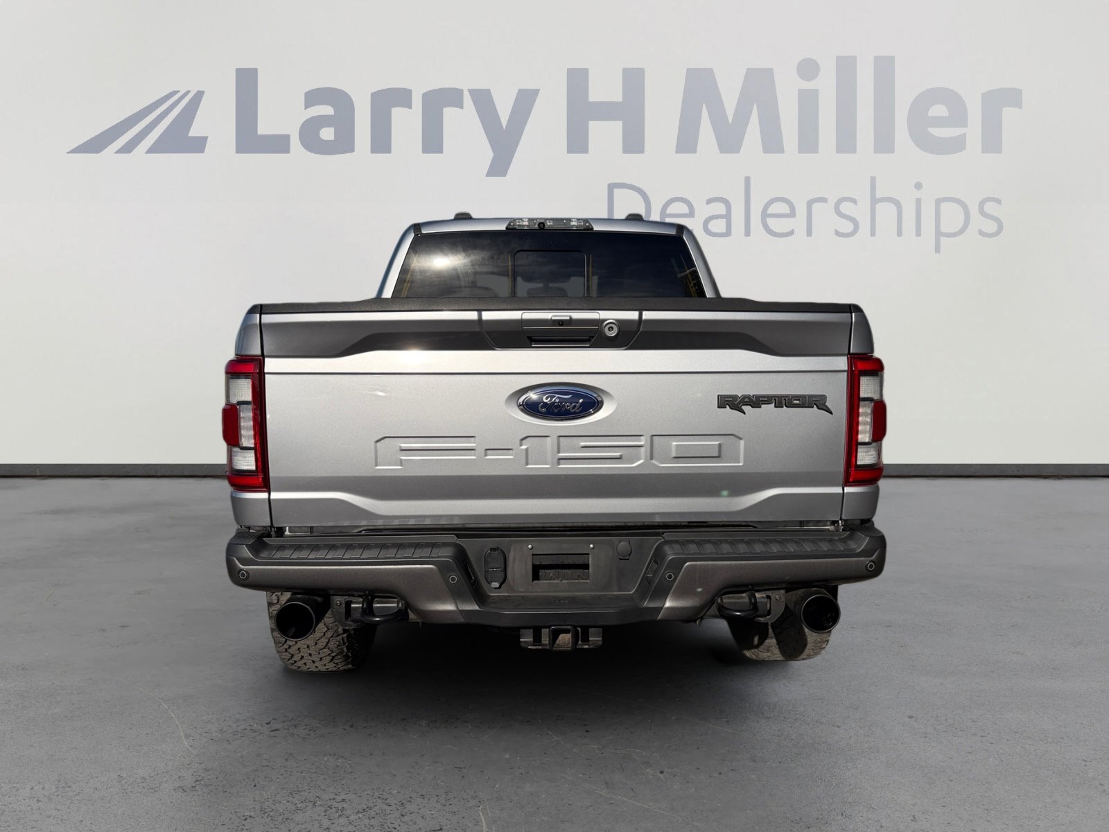 Used 2022 Ford F150 Raptor w/ Equipment Group 801A High AWD/4WD image 4