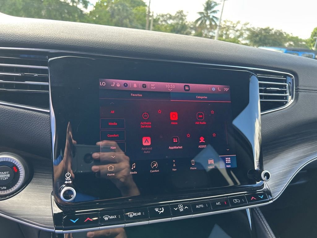 Used 2023 Jeep Wagoneer Series III w/ Preferred Equipment Group image 36