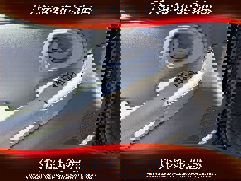 Used 2009 Chevrolet TrailBlazer LT w/ Cargo Convenience Package image 7