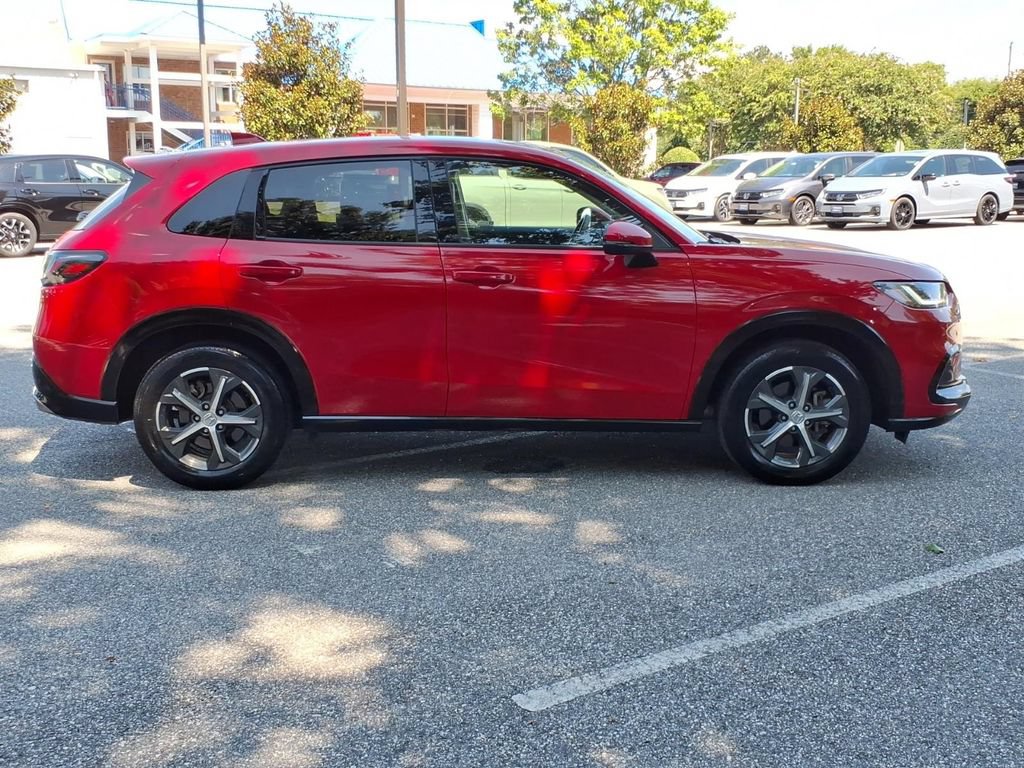 Used 2024 Honda HR-V EX-L image 3