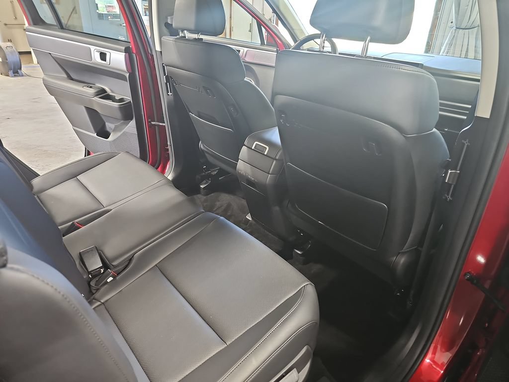 Certified 2026 Hyundai Santa Fe SEL AWD/4WD image 11