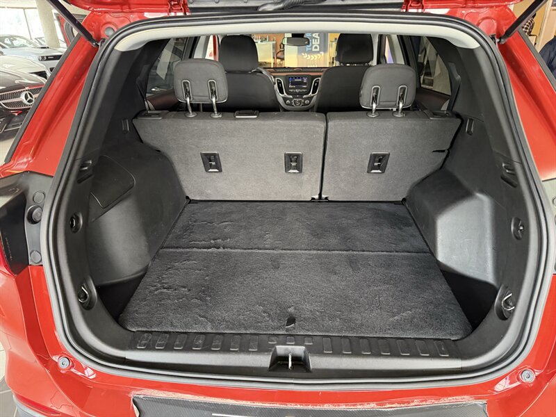 Used 2020 Chevrolet Equinox LS w/ LS Convenience Package AWD/4WD image 21