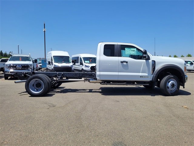 New 2025 Ford F550 4x4 SuperCab Super Duty w/ XL Chrome Package image 4