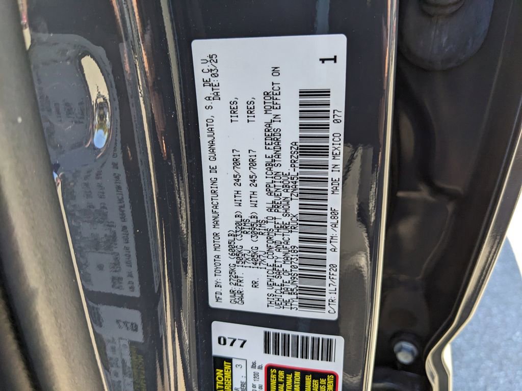 Used 2025 Toyota Tacoma SR5 image 35