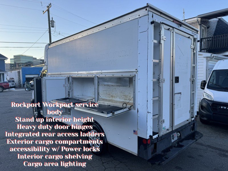 Used 2016 Ford Transit 350 156 w/ Exterior Upgrade Package image 3