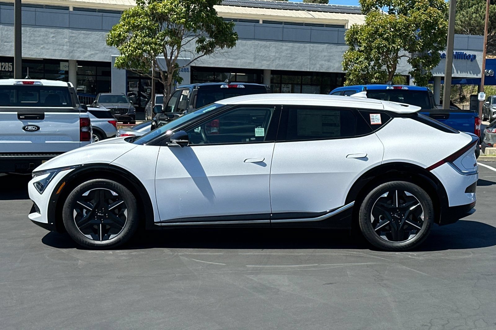 New 2026 Kia EV6 Wind RWD image 7