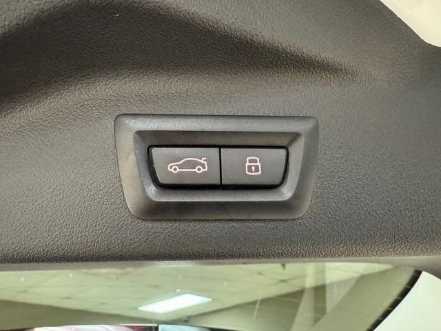 Used 2025 BMW X7 xDrive40i image 25