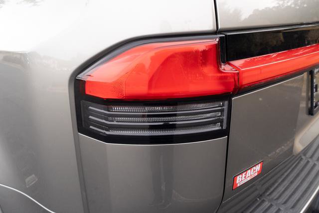 Used 2025 Lexus GX 550 550 Luxury image 37