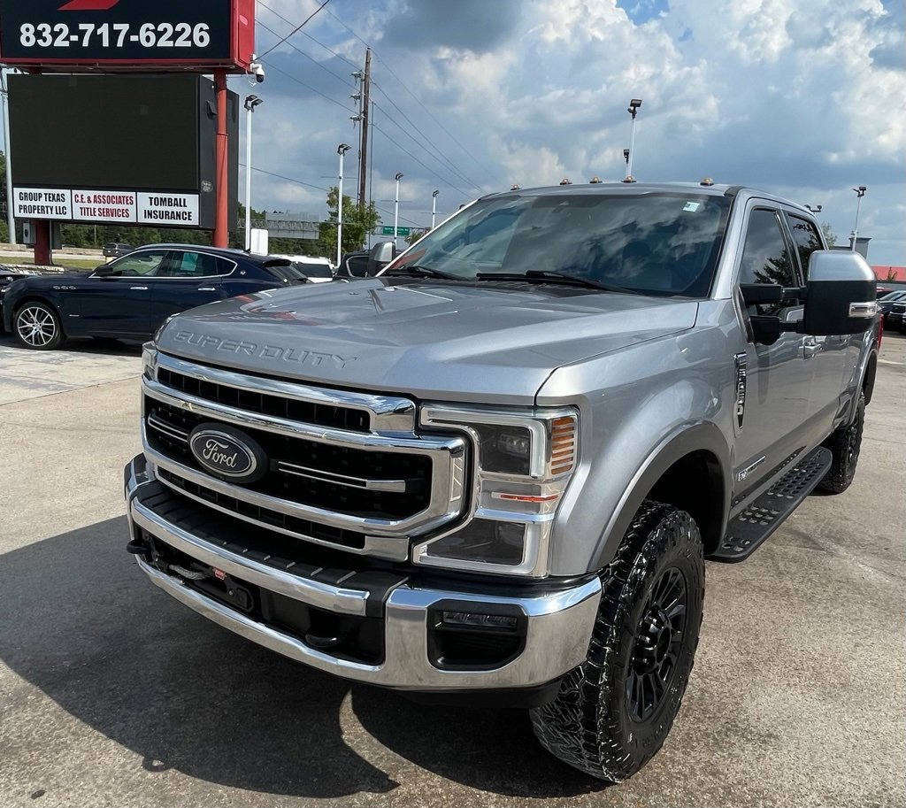 Used 2021 Ford F250 Lariat w/ Tremor Off-Road Package image 4