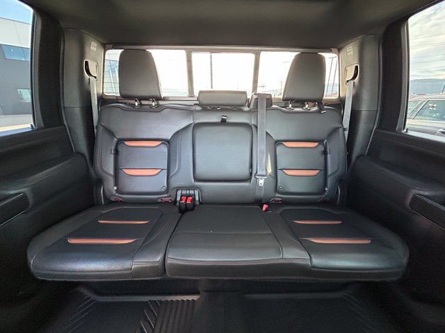 Used 2022 GMC Sierra 3500 AT4 w/ AT4 Preferred Package AWD/4WD image 36