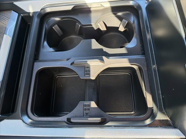 Used 2025 Ford F350 Platinum w/ FX4 Off-Road Package image 17