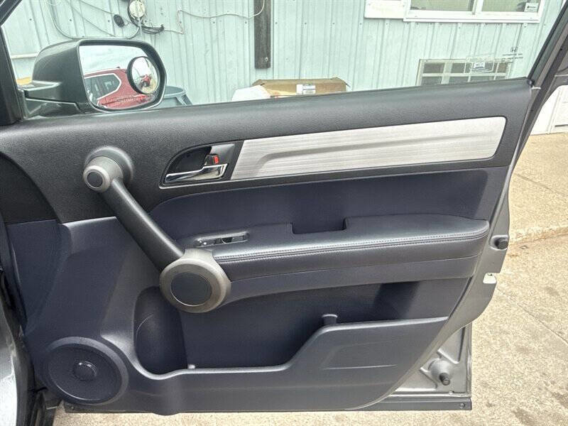 Used 2010 Honda CR-V EX-L image 23