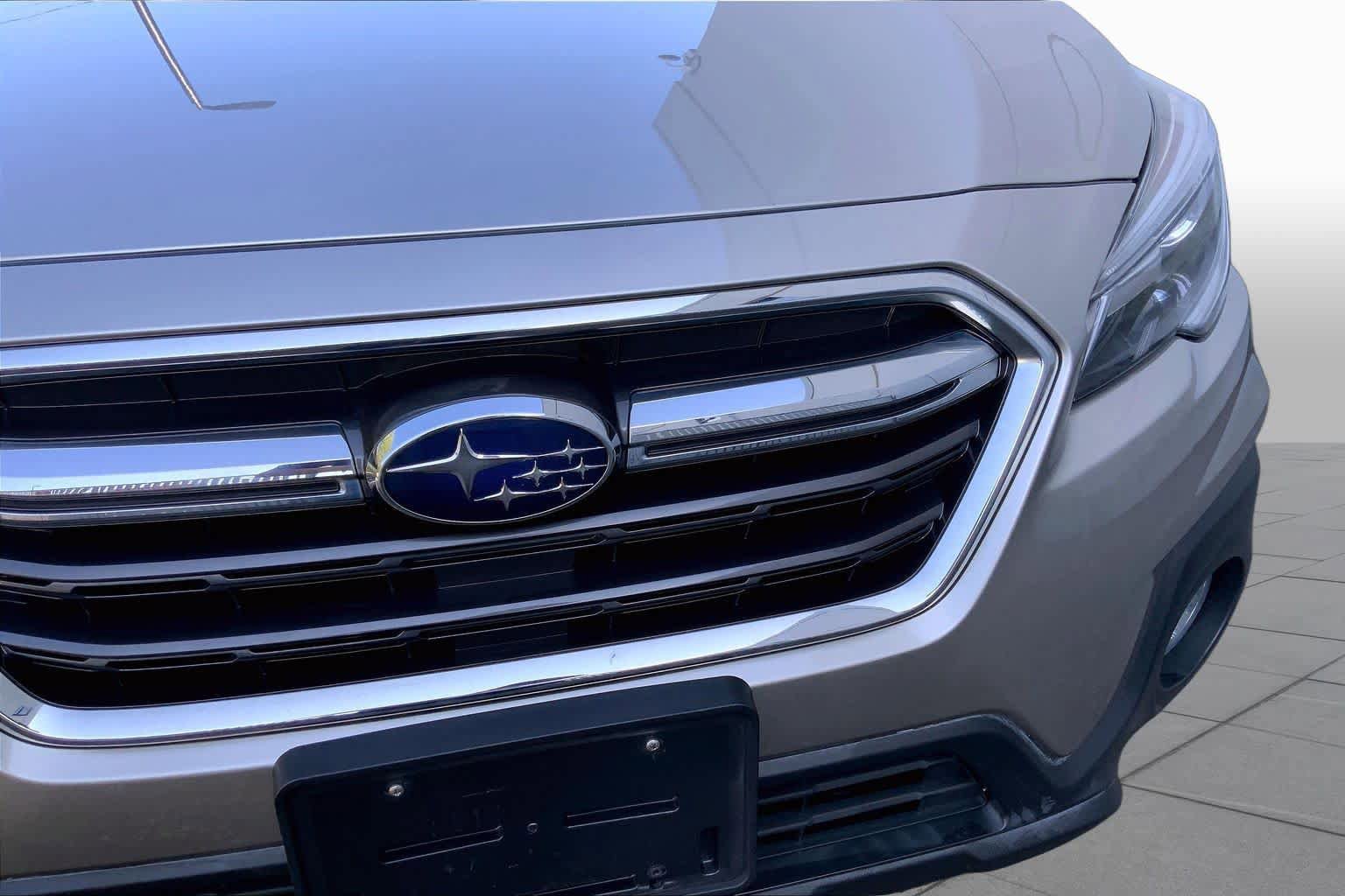 Used 2018 Subaru Outback 2.5i Limited AWD/4WD image 32