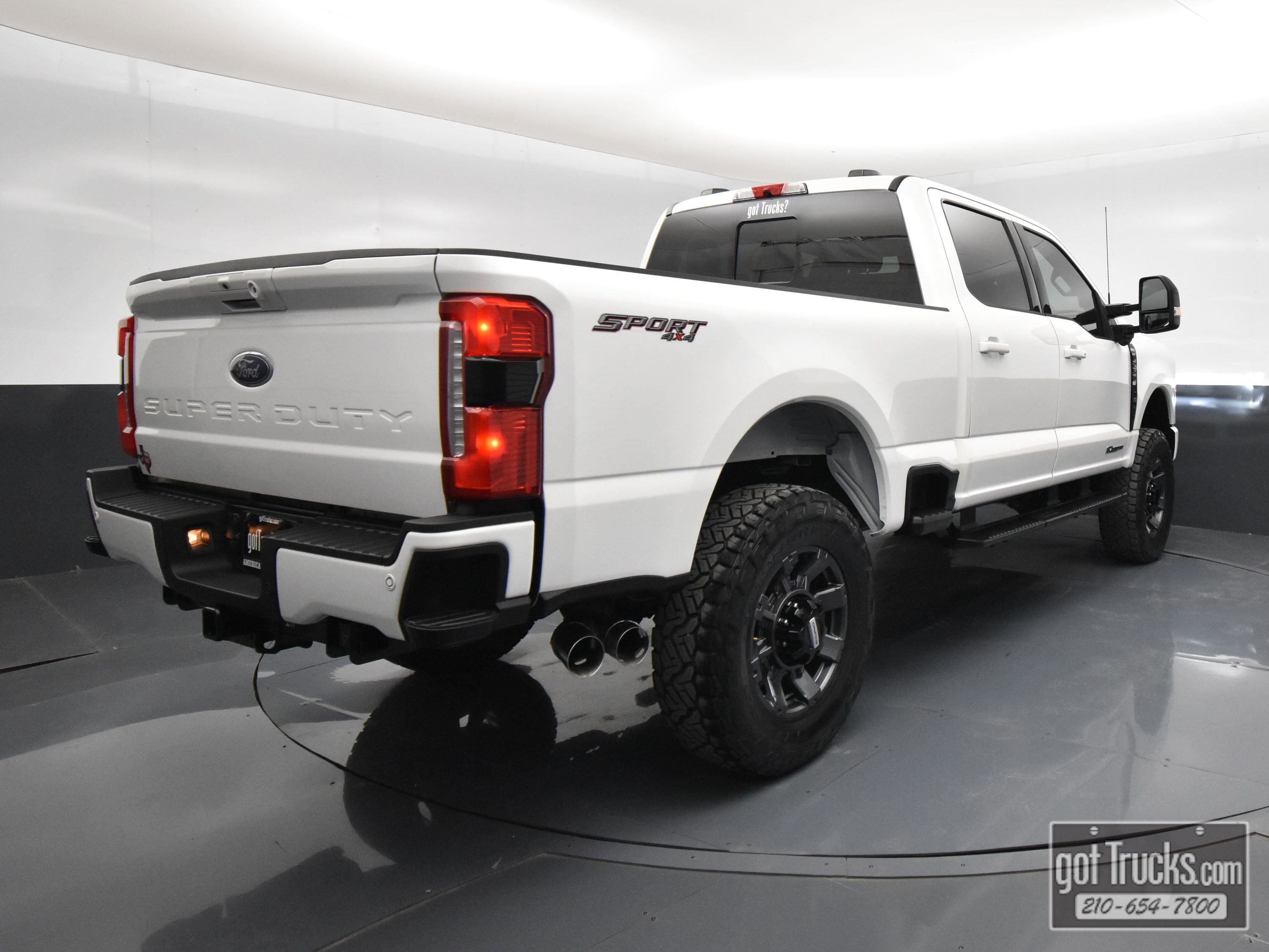 Used 2024 Ford F250 Lariat w/ Sport Appearance Package image 52