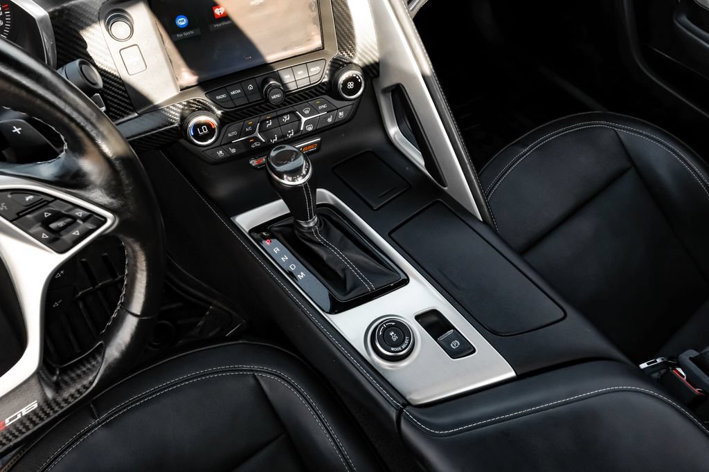Used 2018 Chevrolet Corvette Z06 RWD image 23