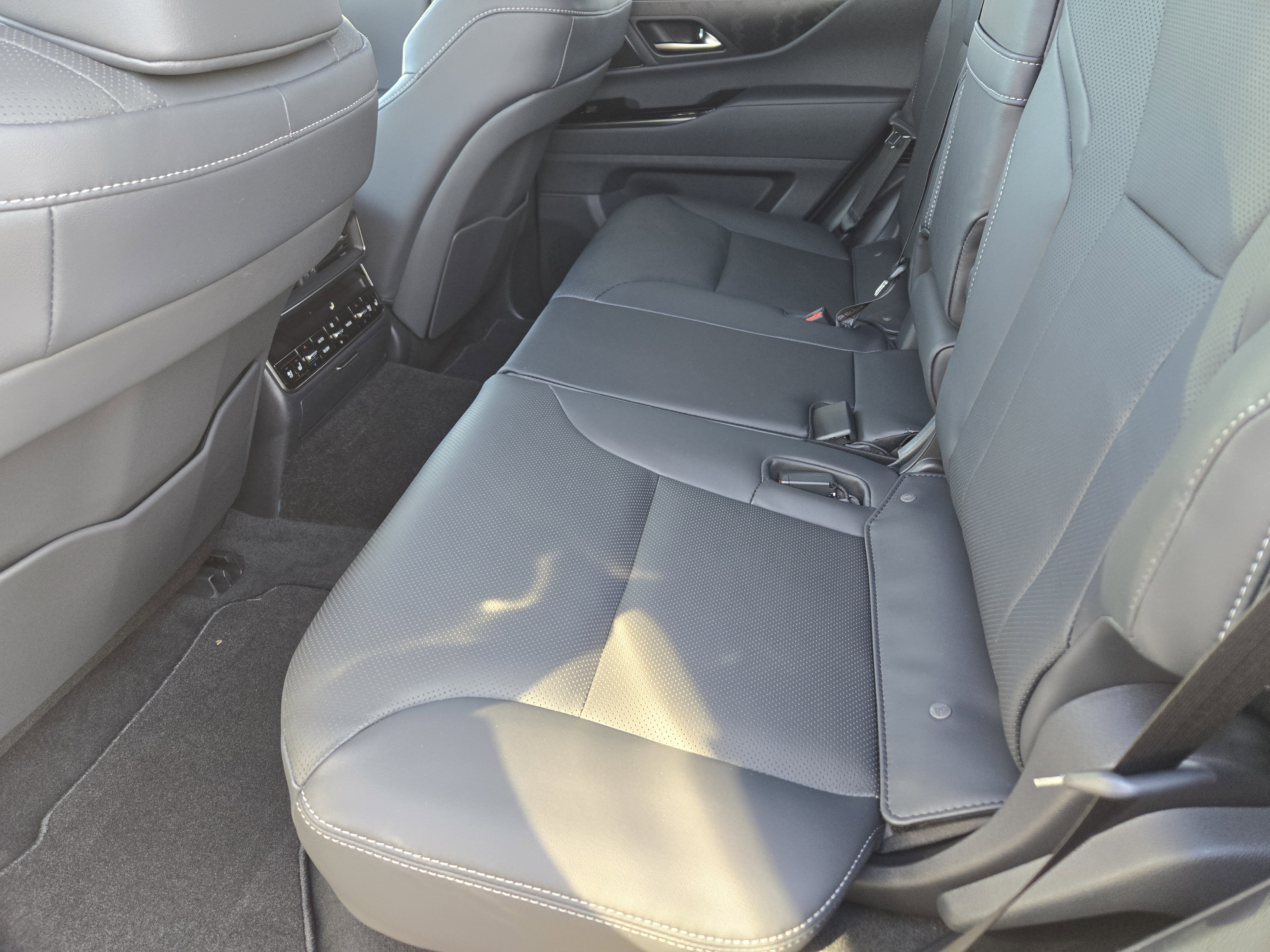 New 2026 Lexus LX 700h Luxury w/ Appearance Package AWD/4WD image 20
