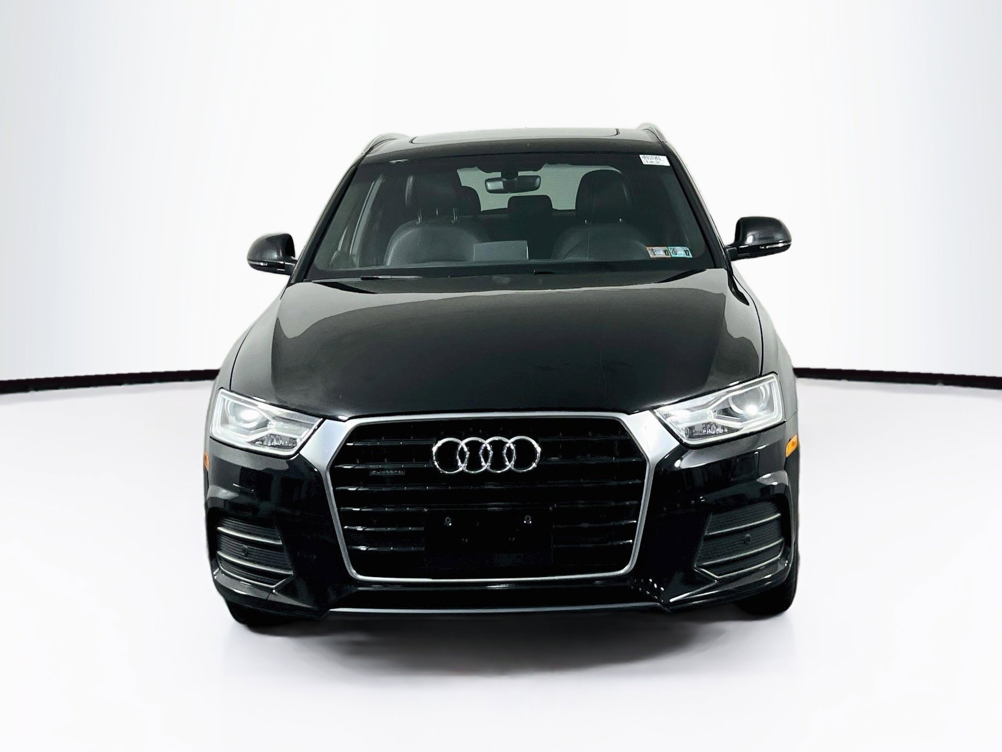 Used 2017 Audi Q3 2.0T Premium AWD/4WD image 2