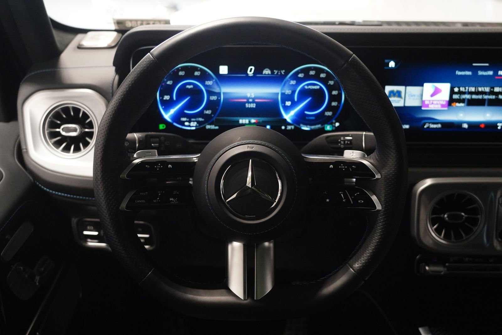 Used 2025 Mercedes-Benz G 580 w/ EQ Technology image 16