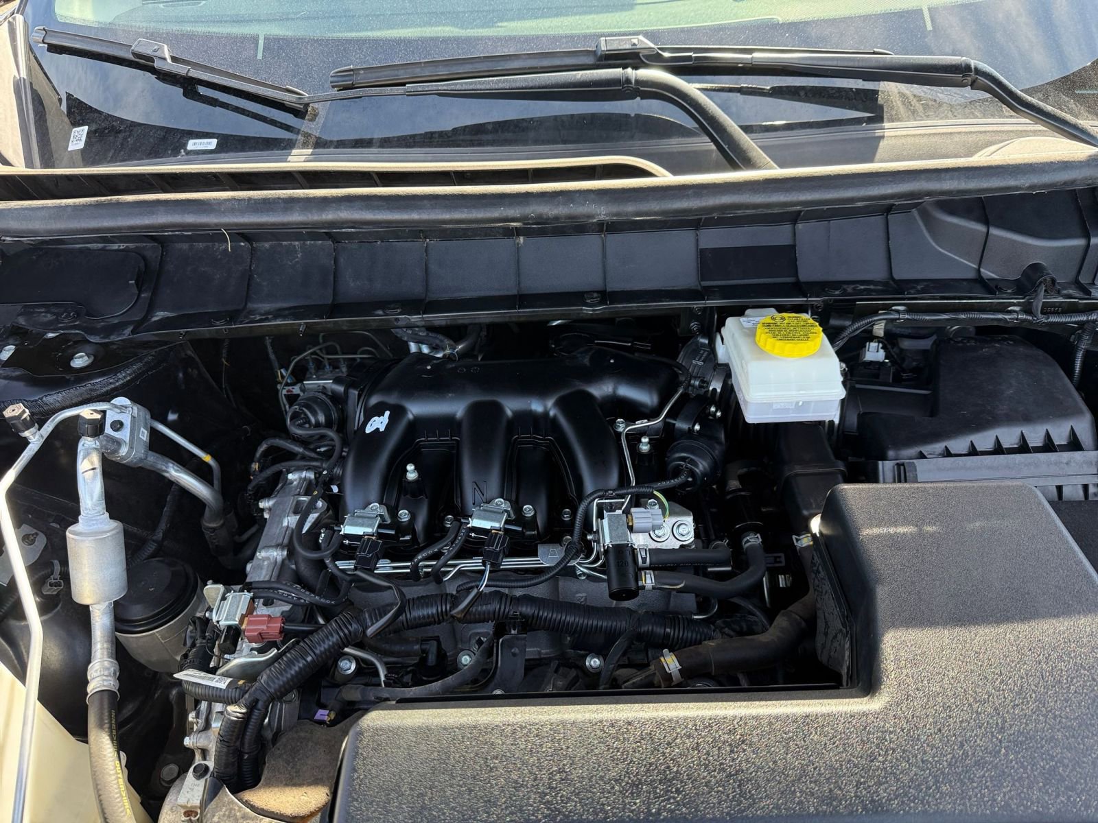 Used 2025 Nissan Pathfinder SV image 34