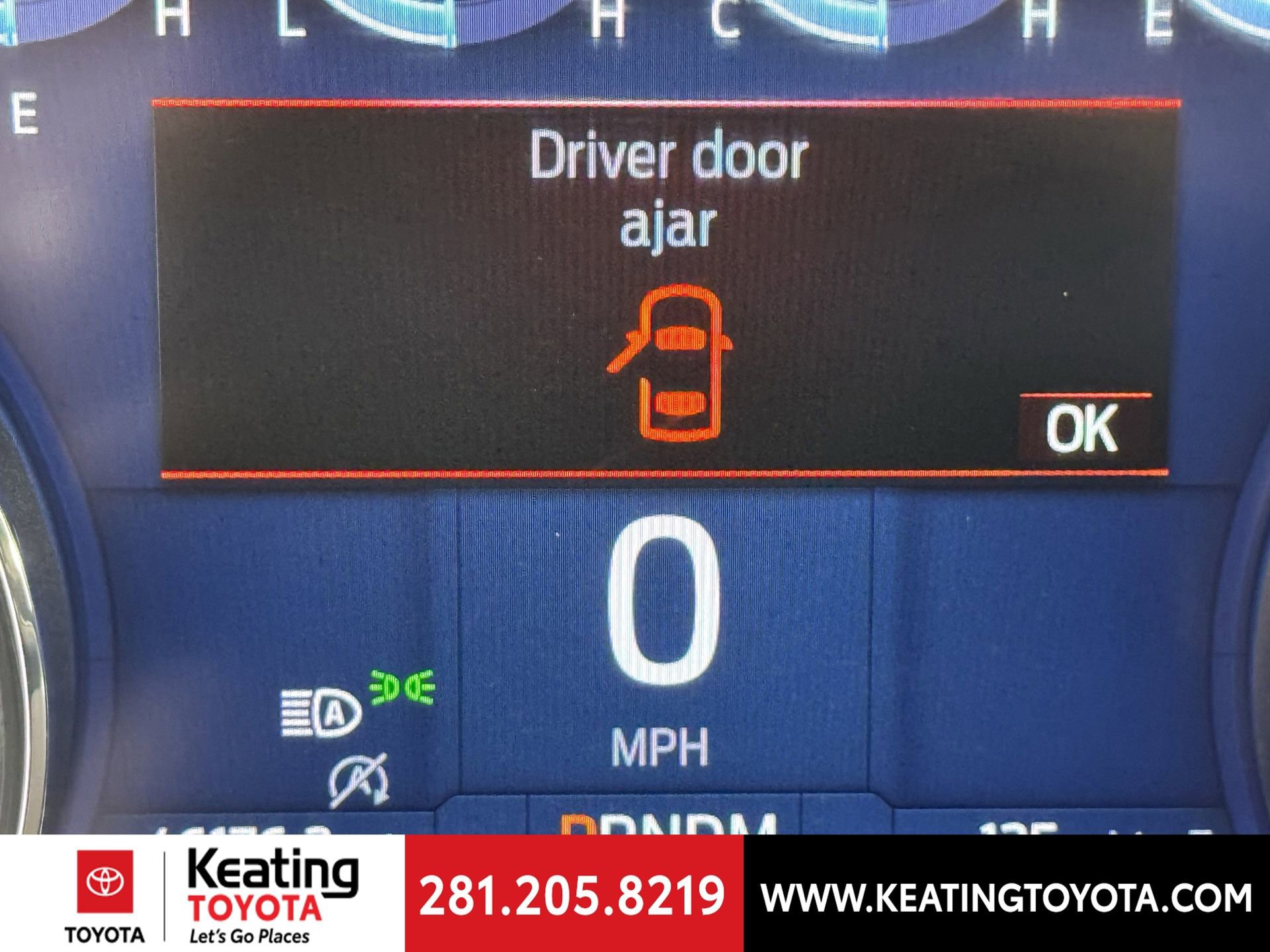 Used 2024 Ford Expedition XLT image 25