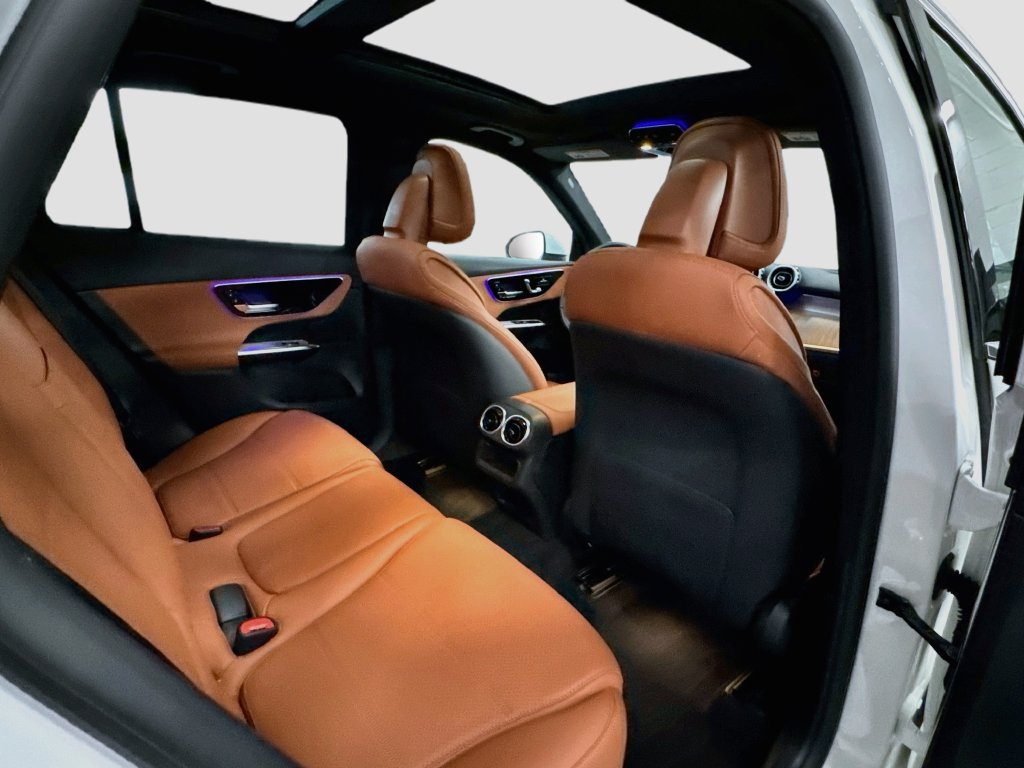 Certified 2026 Mercedes-Benz GLC 300 4MATIC image 32