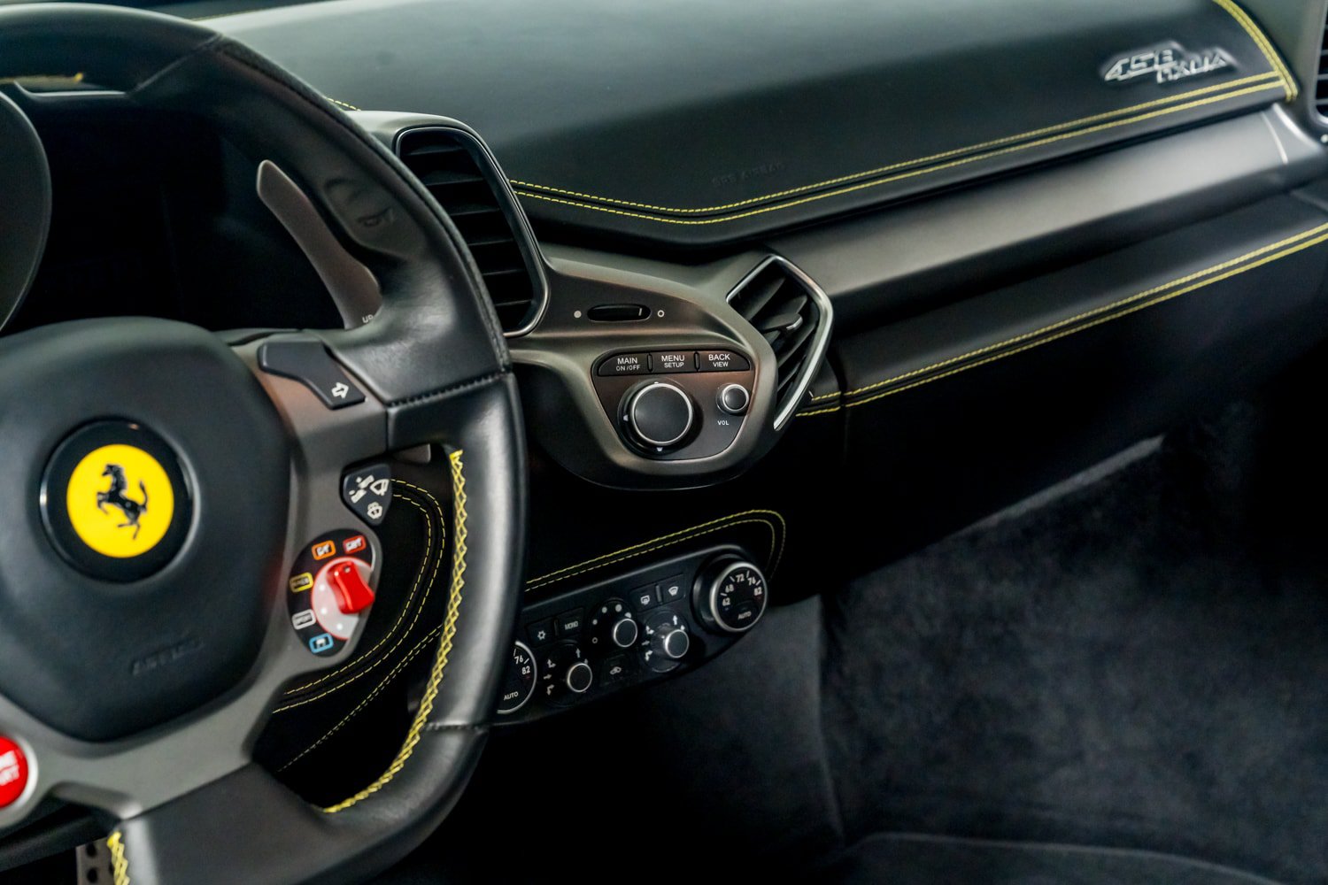 Used 2010 Ferrari 458 Italia Coupe RWD image 20