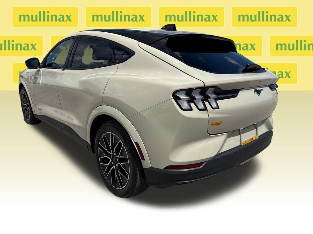 Used 2025 Ford Mustang Mach-E Premium RWD image 9