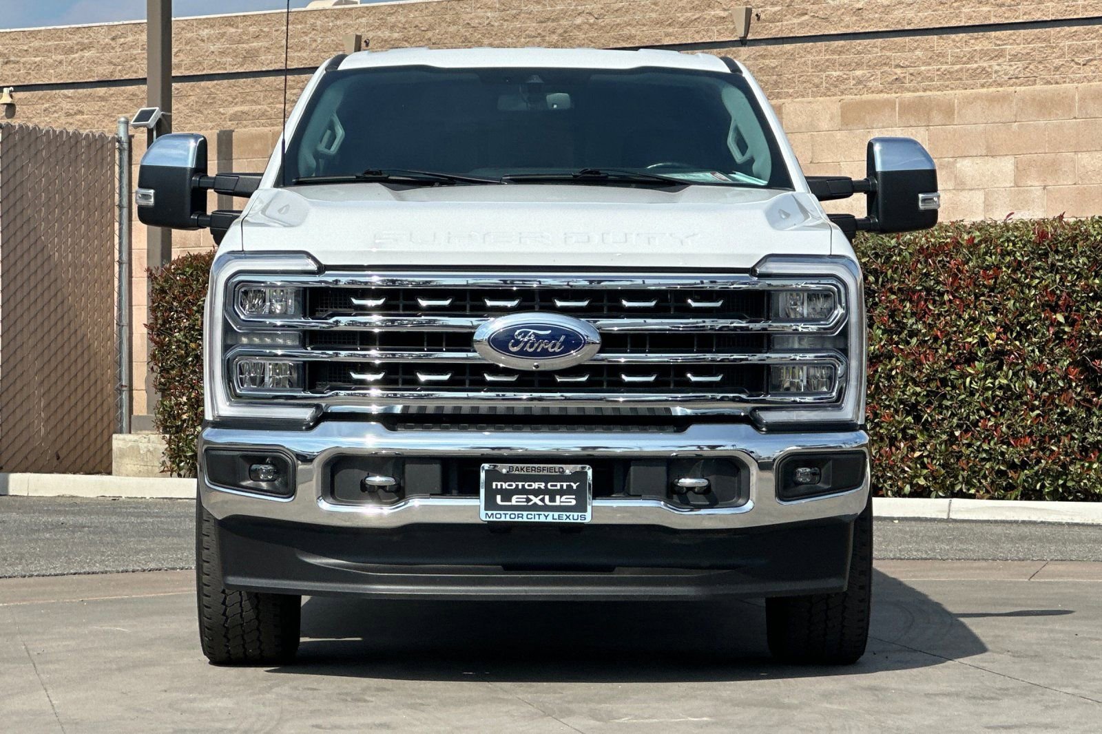 Used 2024 Ford F250 Lariat w/ Chrome Package image 10