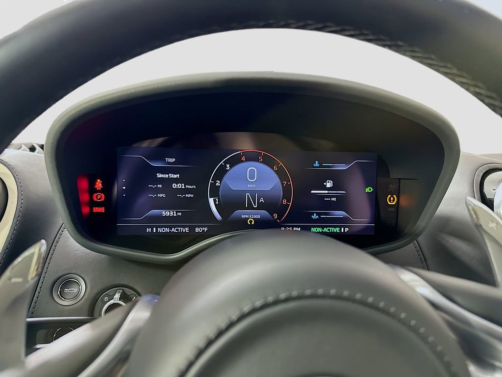 Used 2023 McLaren GT RWD image 13