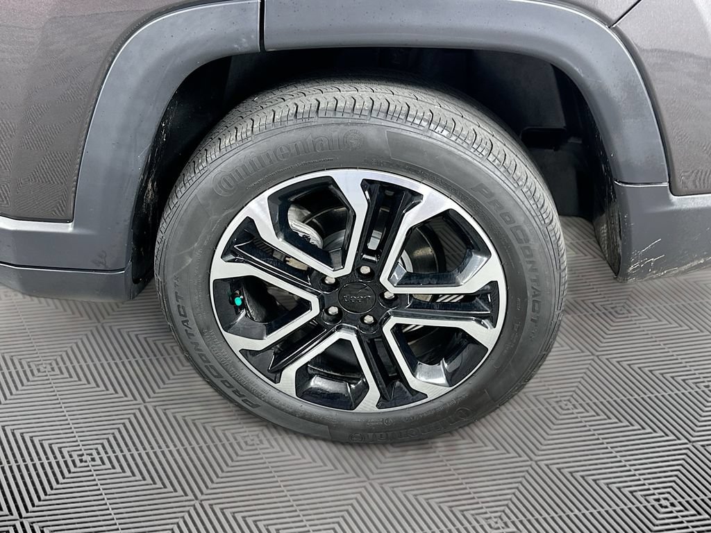Certified 2024 Jeep Compass Limited AWD/4WD image 41