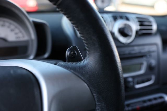 Used 2009 smart fortwo pure image 27