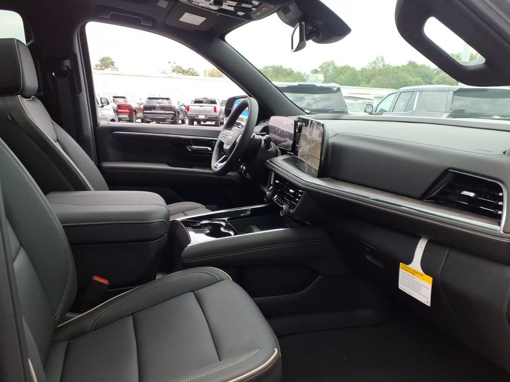New 2026 Chevrolet Tahoe Premier w/ Sun And Tow Package AWD/4WD image 19