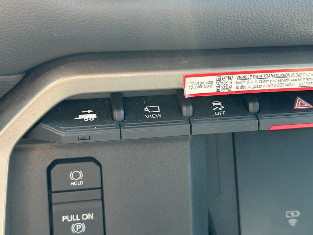 Used 2025 Toyota Tundra Limited AWD/4WD image 33