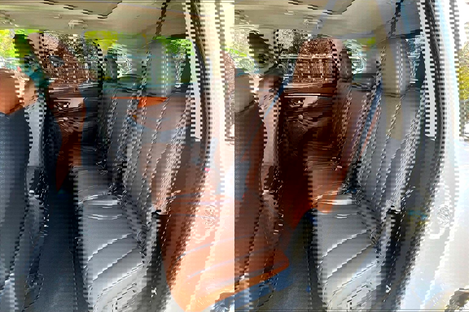 Used 2023 Acura MDX SH-AWD w/ Technology Package image 25