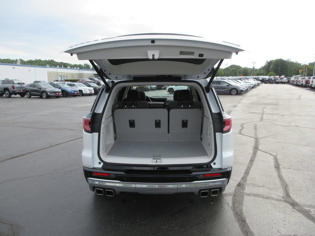 Certified 2025 GMC Acadia Denali AWD/4WD image 8