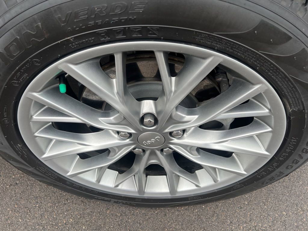 Used 2022 Jeep Grand Cherokee Summit w/ Advanced Protech Group IV image 44