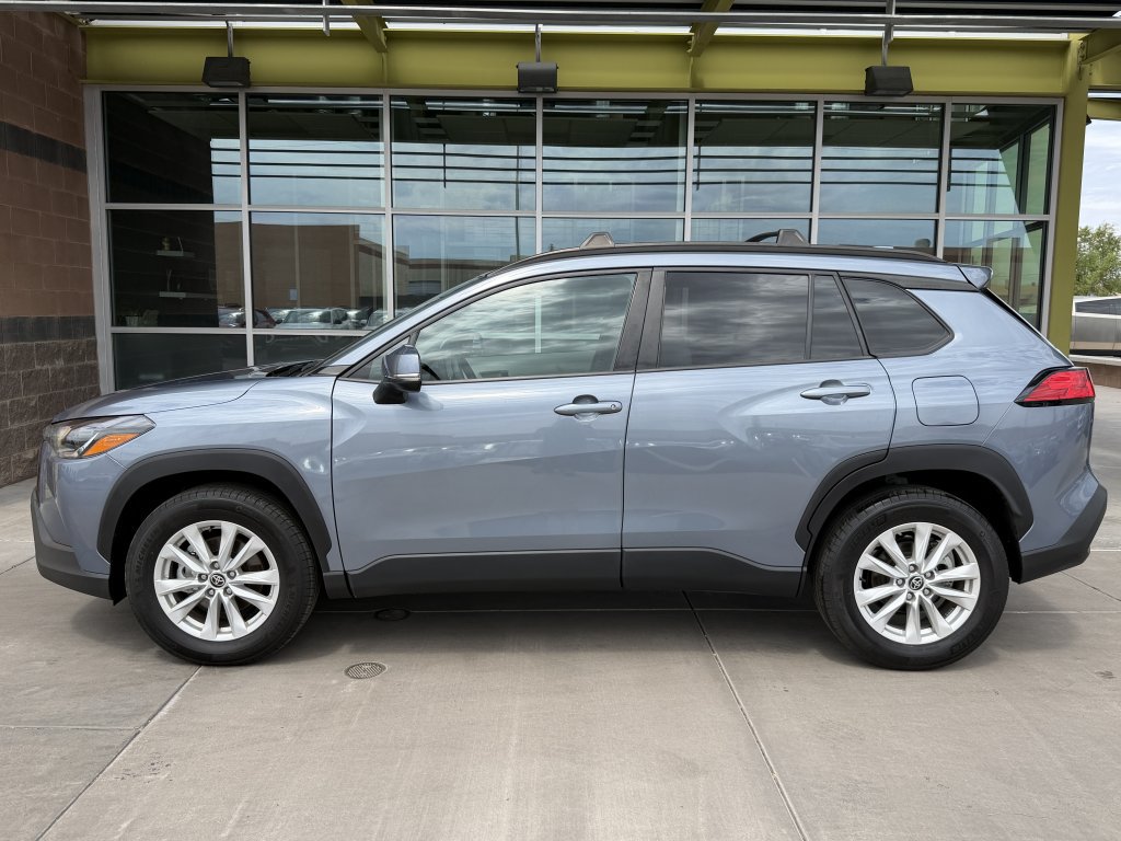 Used 2022 Toyota Corolla Cross LE FWD image 7