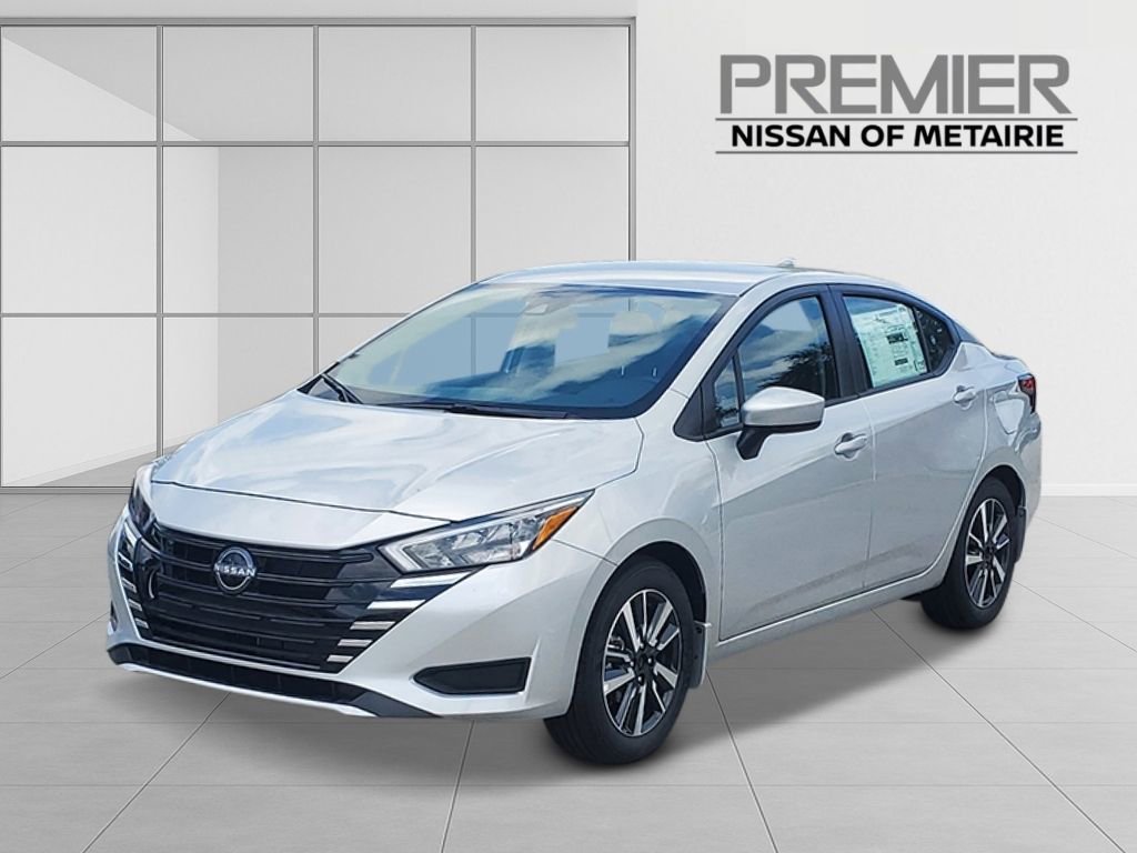 New 2025 Nissan Versa SV w/ Trunk Package