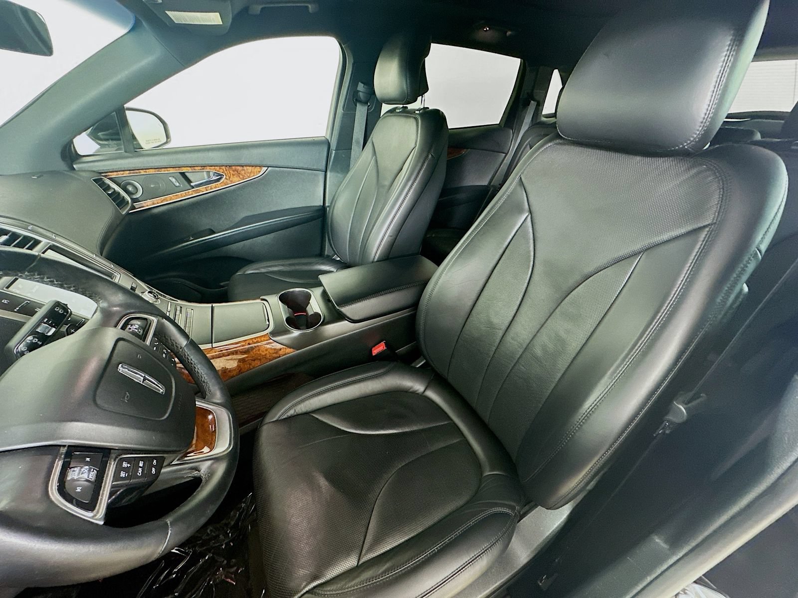 Used 2019 Lincoln Nautilus Reserve AWD/4WD image 34