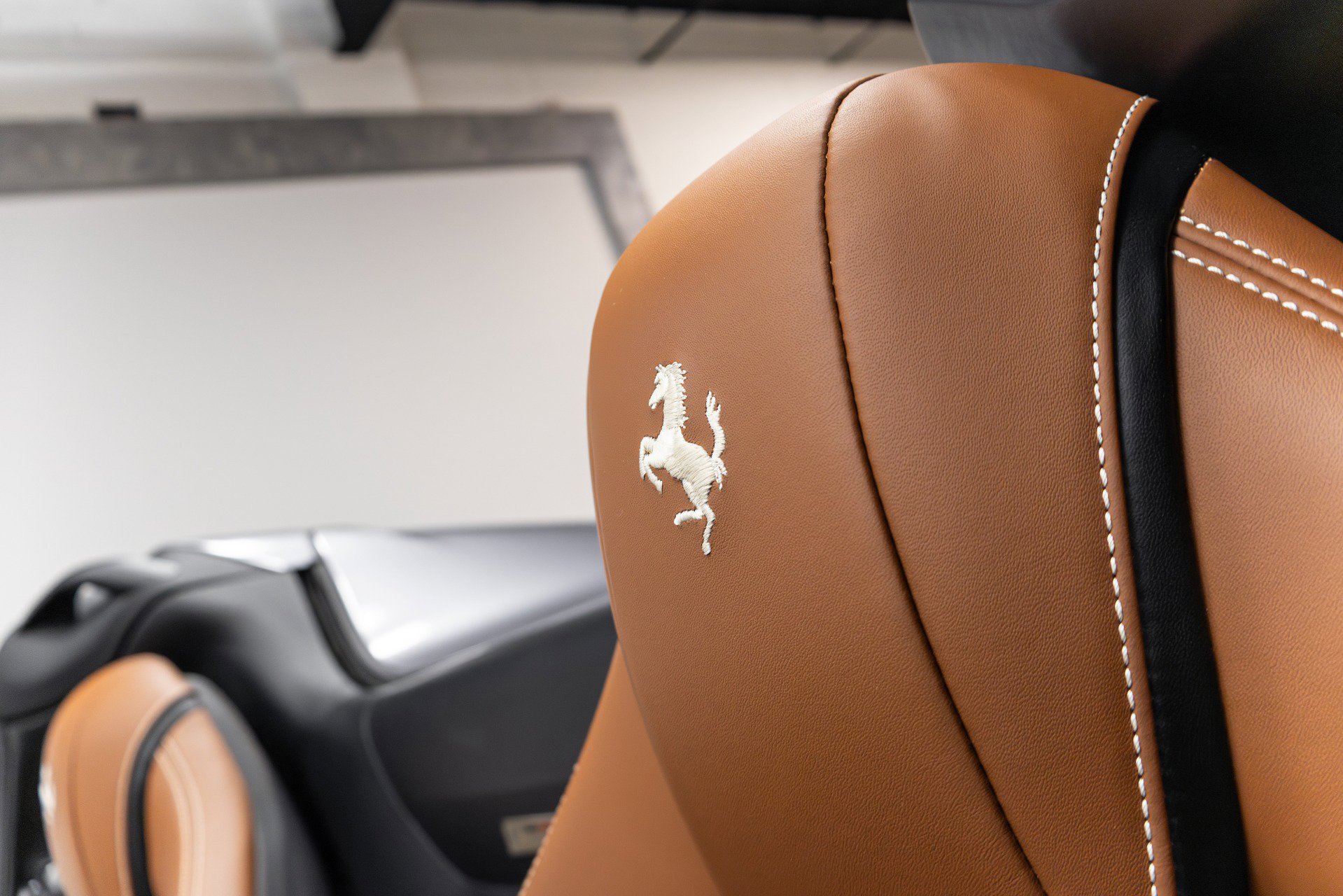 Used 2021 Ferrari 812 GTS image 10